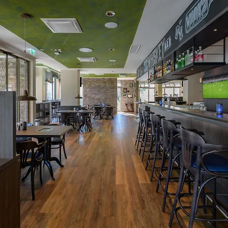 Hotel Ibis Styles 3*