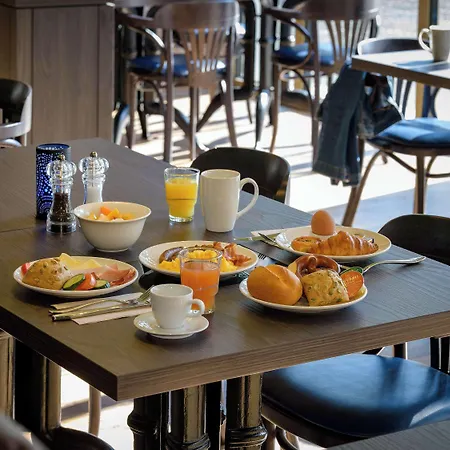 מלון Ibis Styles 3*